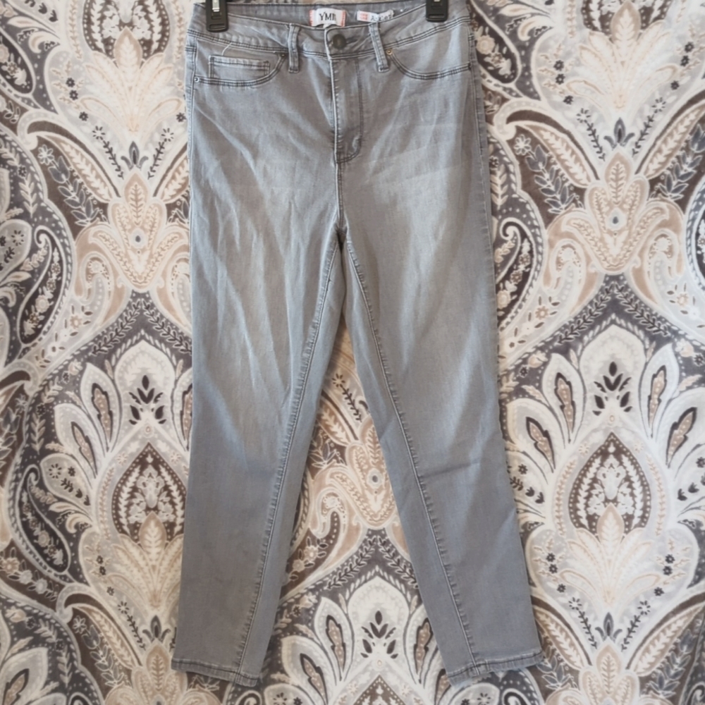 YMI Anklet High-Rise Jeans
